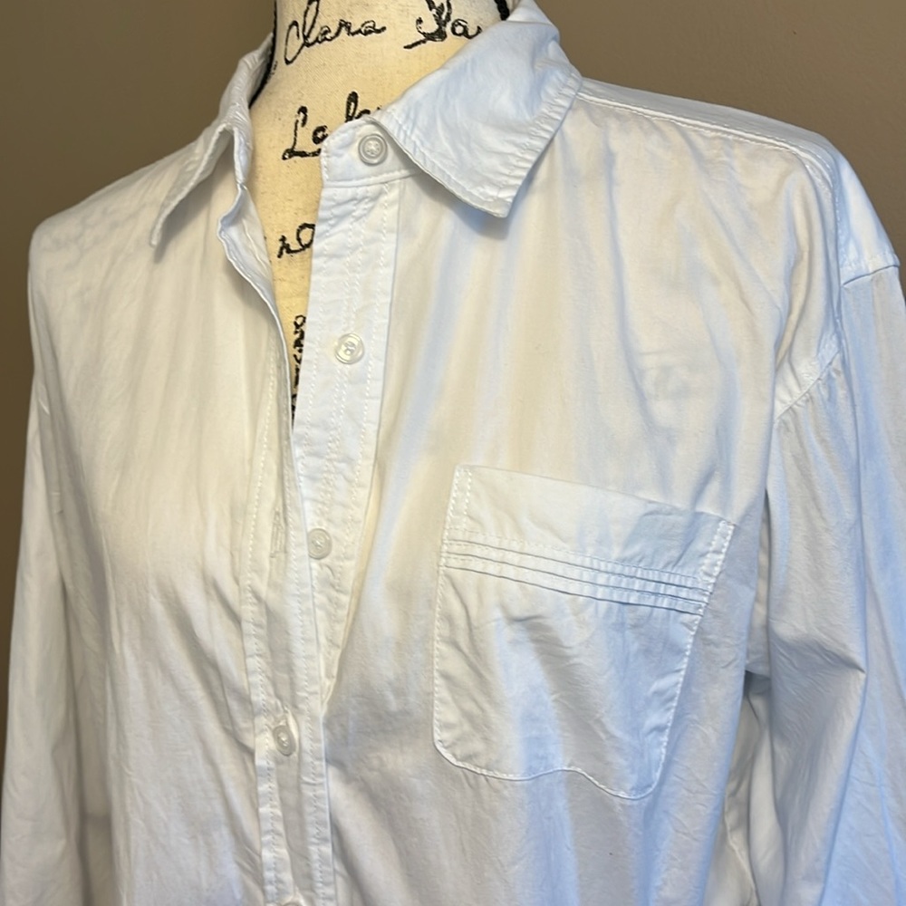 Jessica Simpson White 3/4 sleeve Shirt